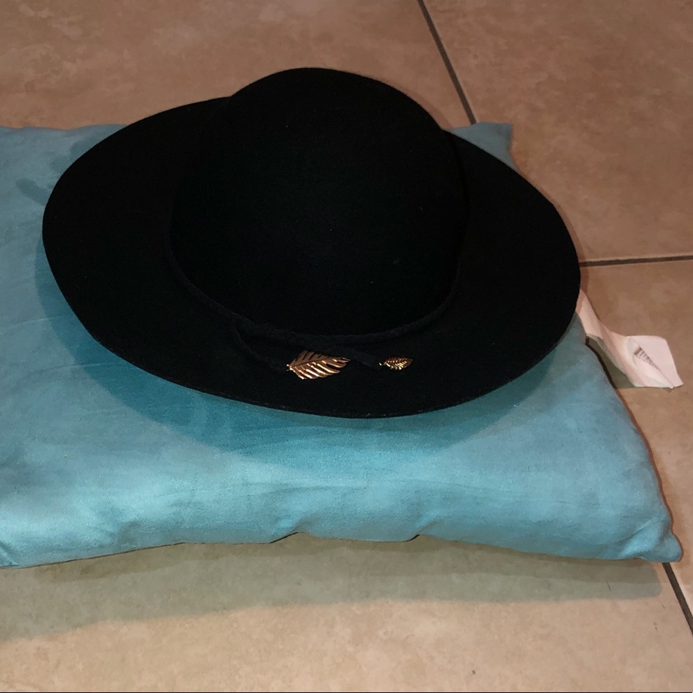 Black hat